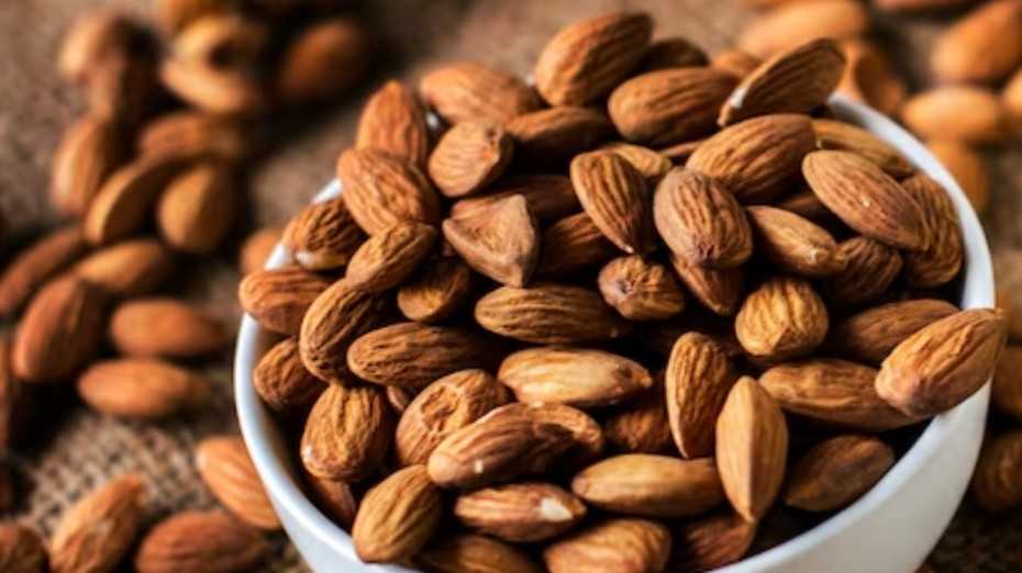 6 Manfaat Konsumsi Kacang Almond Tiap Hari, Kaya Vitamin E Bagus untuk Kesehatan Kulit