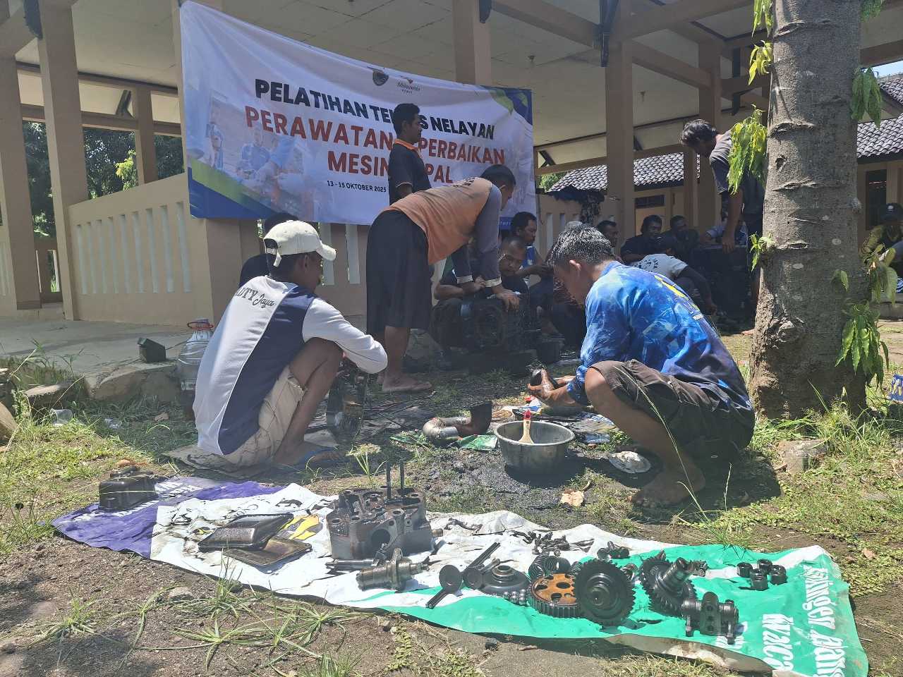 Nyalakan Harapan Baru, DKP Batang Gandeng PLTU Batang Tingkatkan Ketrampilan Teknis Nelayan