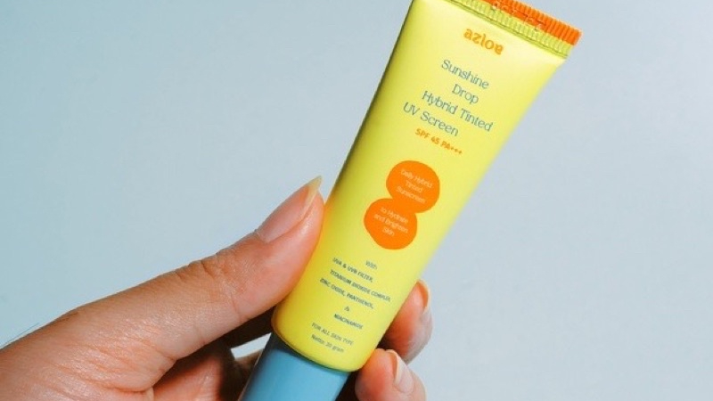 5 Tinted Sunscreen untuk Flek Hitam, Rekomendasi Terbaik Melindungi Kulit
