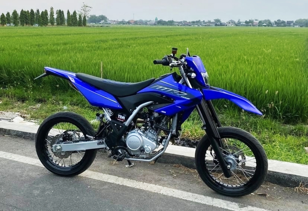 Yamaha WR155R 2024 Motor Trail dengan Banyak Kelebihan, Kawasaki KLX