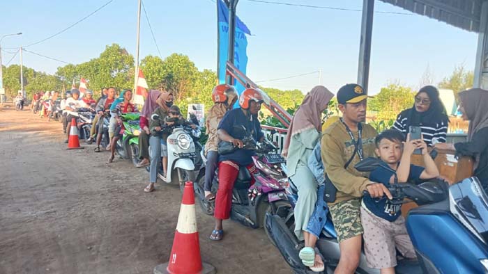  Liburan, Pengunjung Pantai Wonokerto Naik 