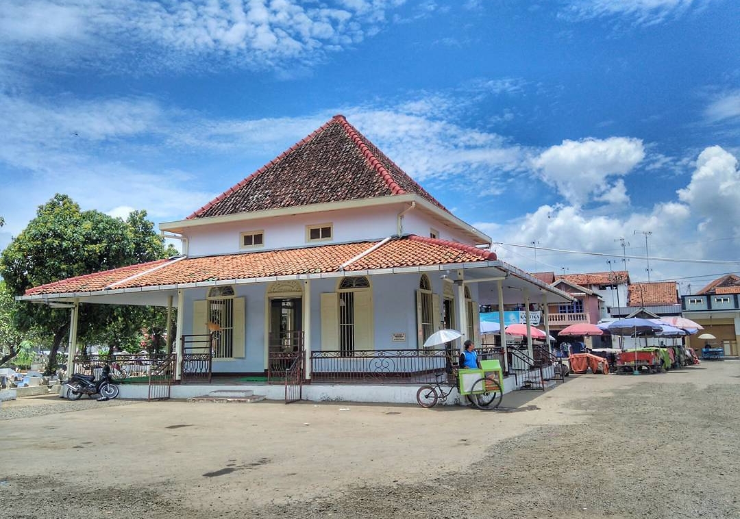 Makam Sapuro Pekalongan Menjadi Salah Satu Wisata Religi di Pantura yang Sering Dikunjungi Peziarah!