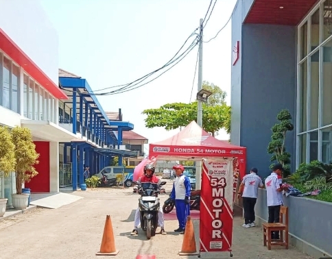 Edukasi #Cari_Aman Dorong Pelajar Peduli Keselamatan Berkendara