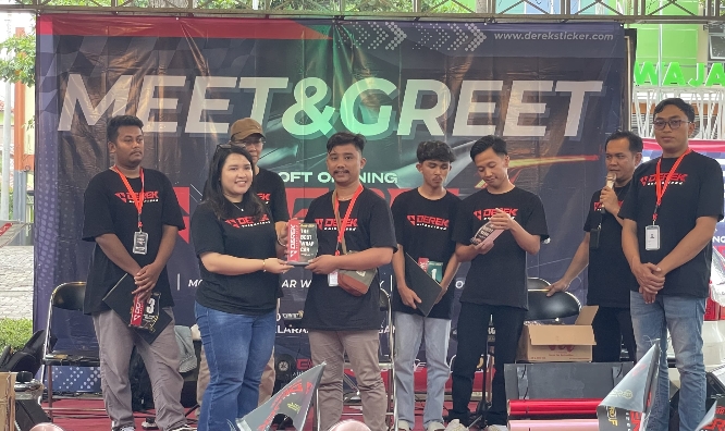 Produk Sticker Derek Authorize Buka Dealer Pertama di Pekalongan