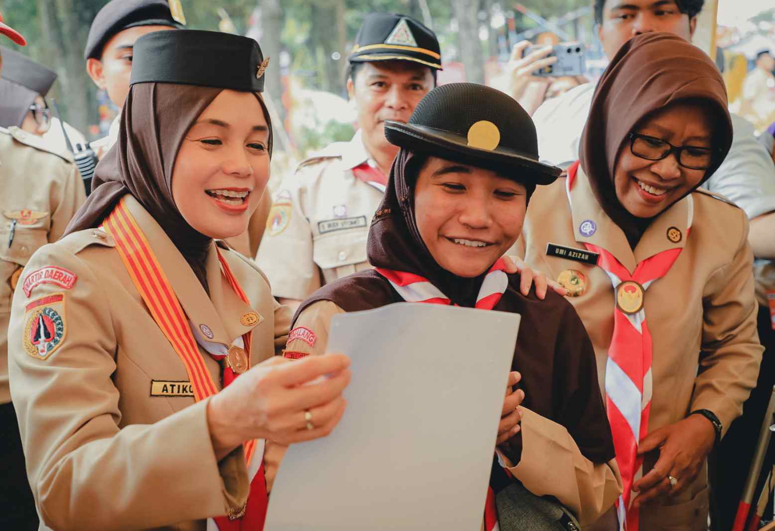 Buka Perkemahan Pramuka Berkebutuhan Khusus 2023, Atikoh Gunakan Bahasa Isyarat dan Flashmob Bareng Peserta