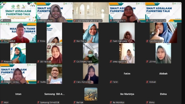 SMAIT Assalaam Gelar Seminar Parenting: Bangun Komunikasi Efektif Orang Tua dan Remaja