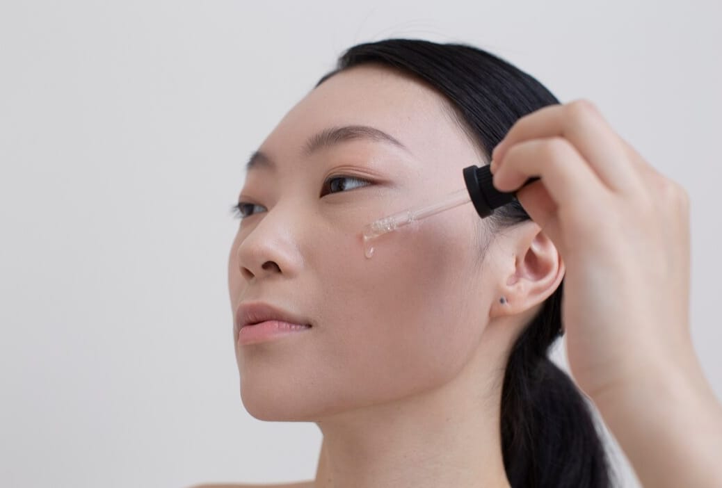 Skincare Terbaru Penghilang Flek Hitam 2025! Mulai 30 Ribuan Sukses Bikin Wajah Glowing dan Mulus