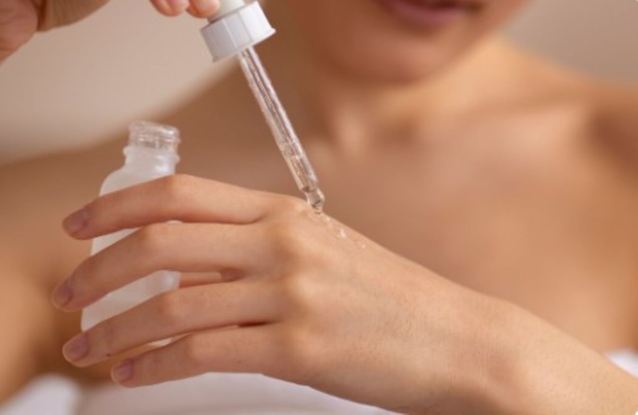 5 Serum Hanasui untuk Perawatan Kulit Berjerawat, Atasi Peradangan hingga Minimalisir Noda Hitam