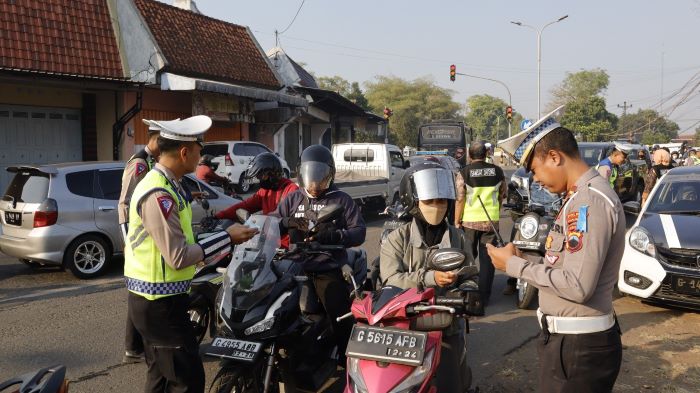 Yuk Tertib Berlalu Lintas dan Patuh Pajak Kendaraan