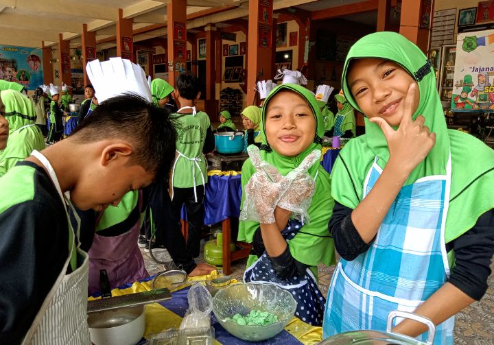 Gelar P5, SD Muhammadiyah Kajen Kenalkan Makanan Tradisional dan Budaya Indonesia