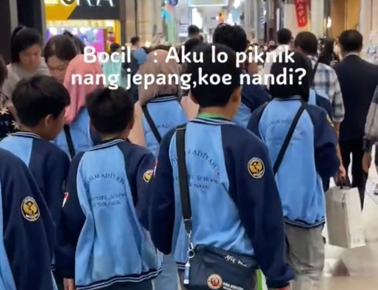 Bukan Sembarang Bocil, Siswa SD Studi Tour ke Osaka Jepang Bikin Netizen Tiktok Geger