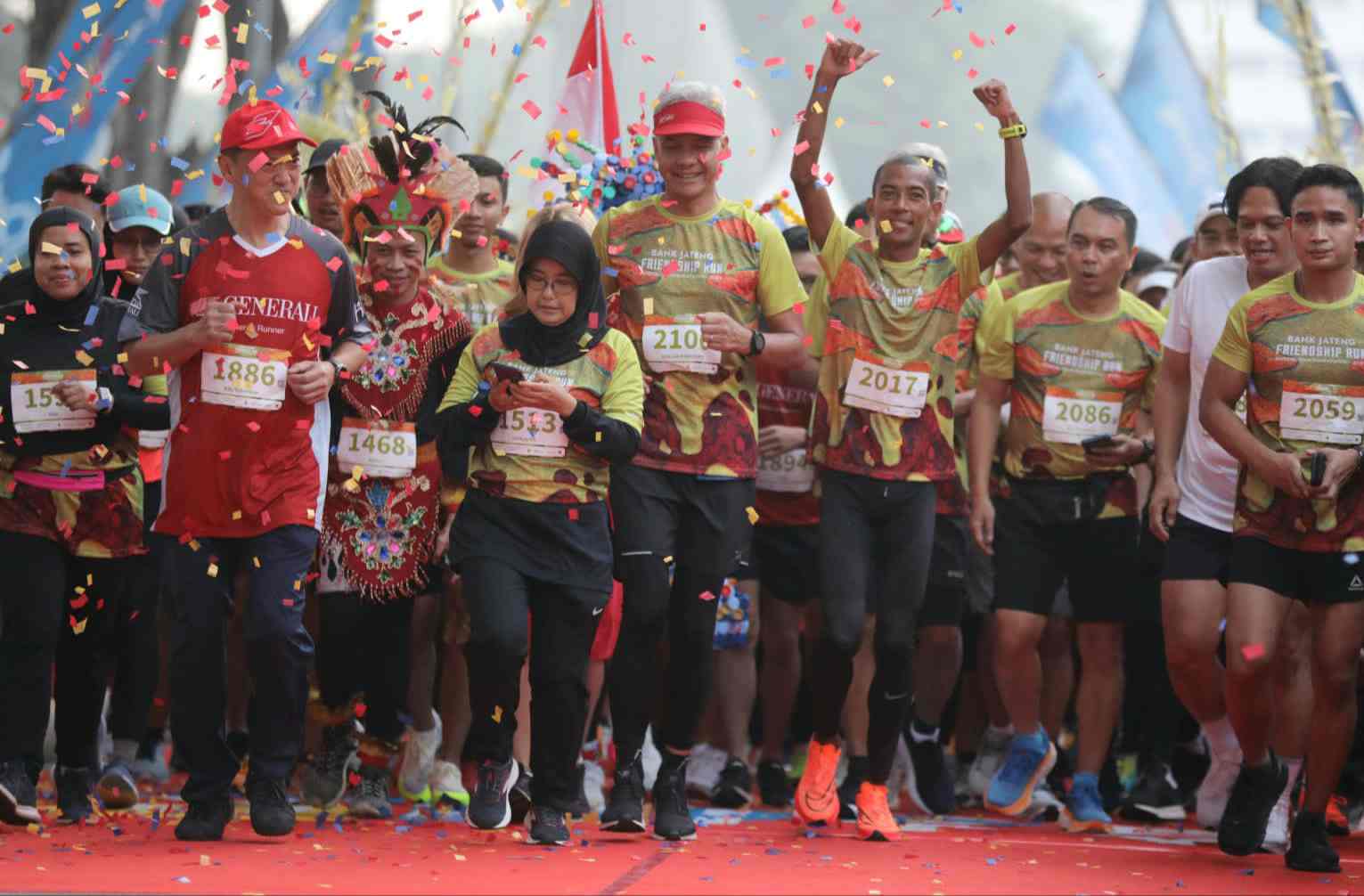 Antusiasnya Runners Jakarta Lari Bareng Ganjar di Bank Jateng Friendship Run 2023