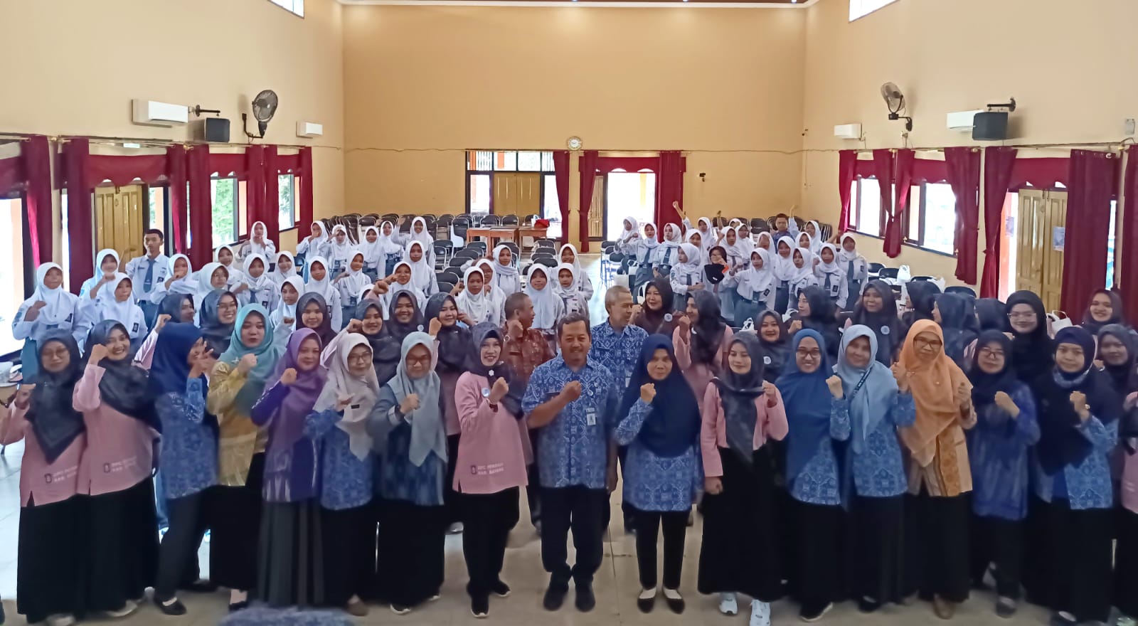 Persagi Batang Edukasi Remaja dan Pelajar untuk Makan Gizi Seimbang