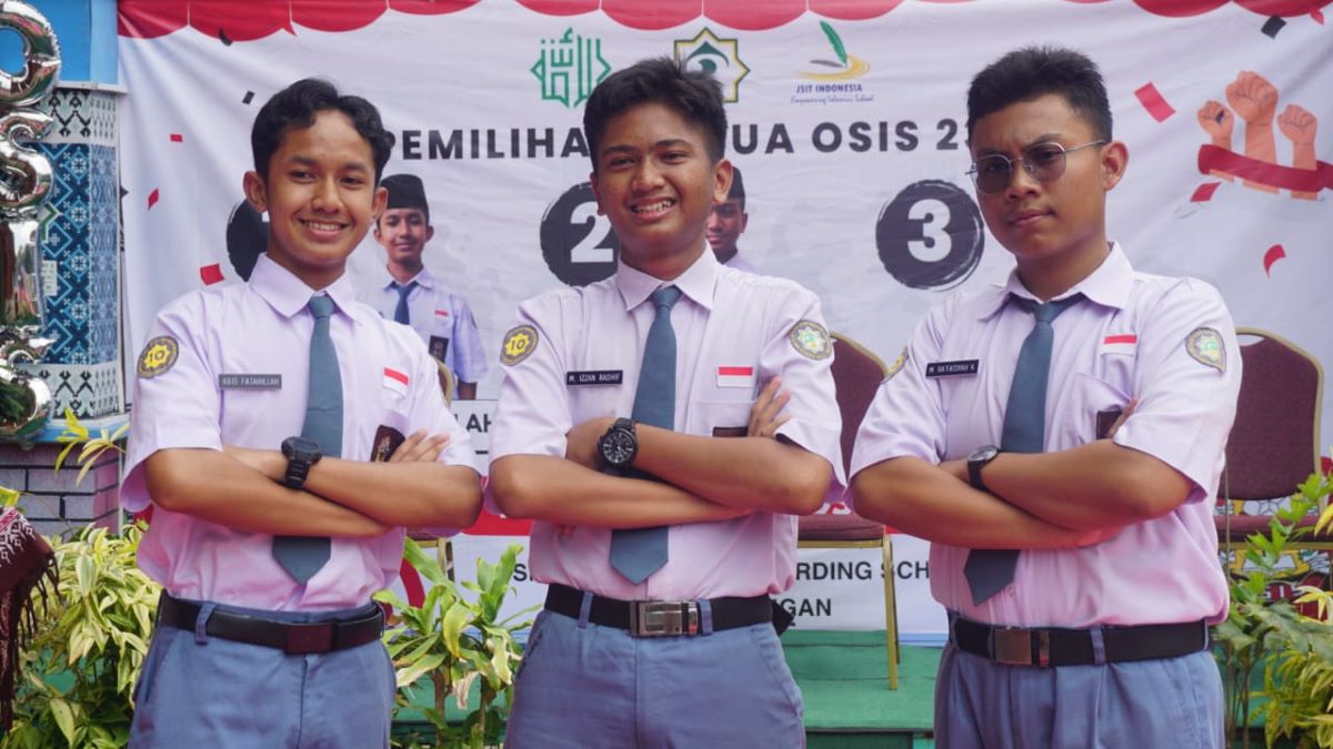 3 Kandidat Ketua OSIS SMAIT Assalaam Boarding School Pekalongan Adu Konsep