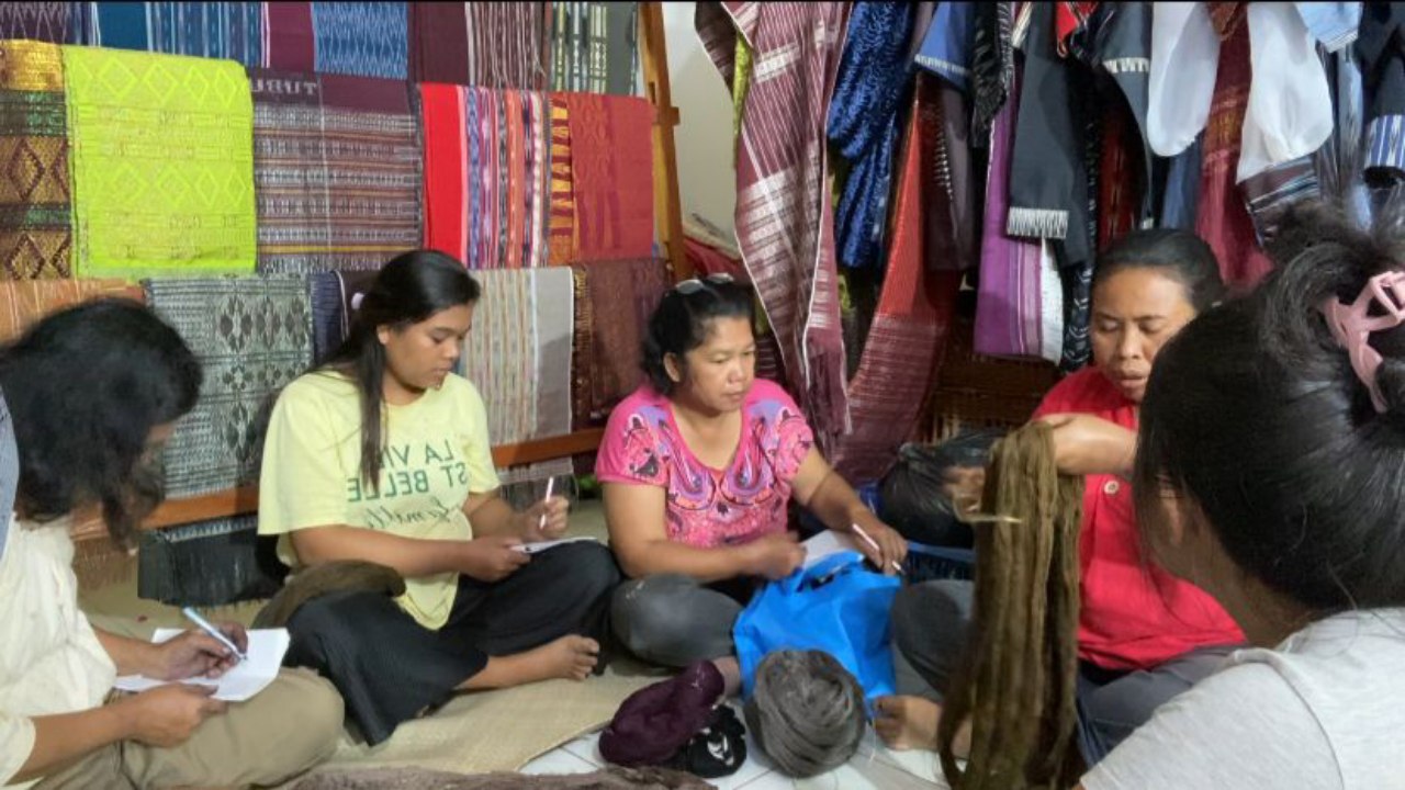 Berkat Program Klasterkuhidupku BRI, Klaster Usaha Tenun Ulos Ini Sukses Bangkit dan Berdayakan Kaum Wanita 