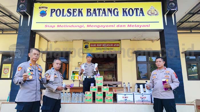  Razia Pekat, Polisi Sita Ratusan Petasan dan Miras