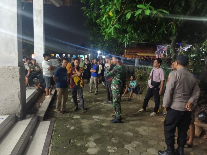 Rembug Desa Transparansi Dana Desa di Desa Sijambe Memanas, Polisi Evakuasi Sekdes Ke Mapolsek Wiradesa