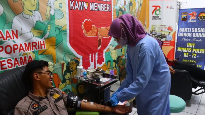 HUT Humas Polri ke-72, Polres Pekalongan Gelar Donor Darah