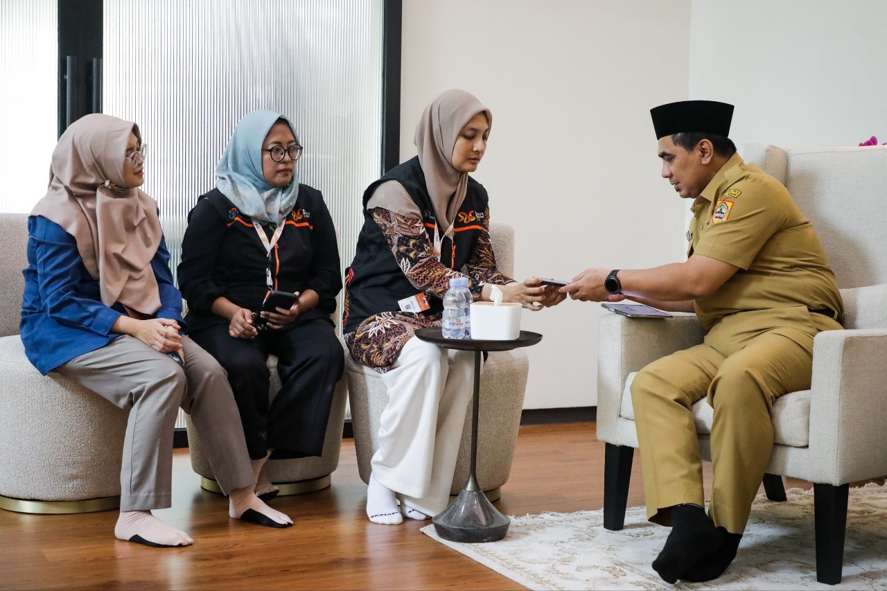 Taj Yasin Jadi Responden Pertama Sensus Ekonomi 2026, Ajak Warga Sambut Petugas BPS