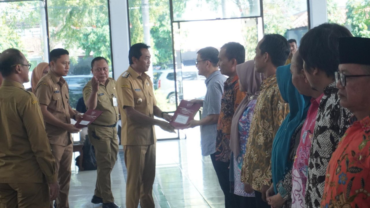 Seluruh Desa dan Kelurahan di Kabupaten Batang Resmi Miliki Koperasi Desa Merah Putih