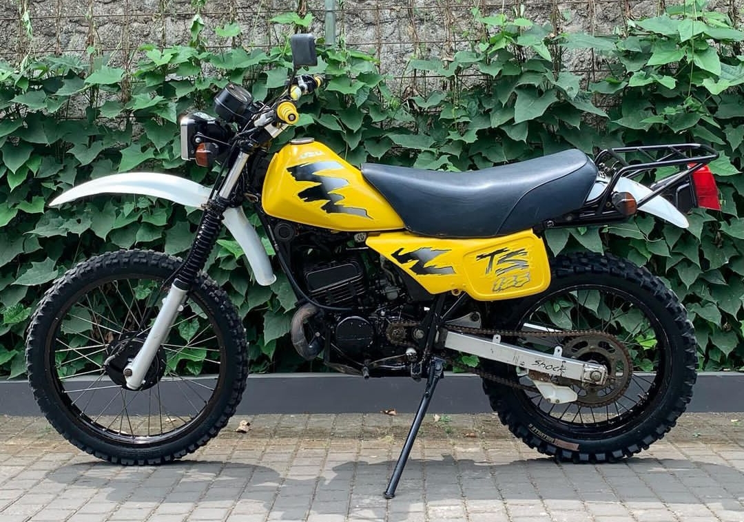 Suzuki TS 125 Trail Legendaris yang Sudah Dihentikan Produksinya Namun Masih Banyak Peminatnya!