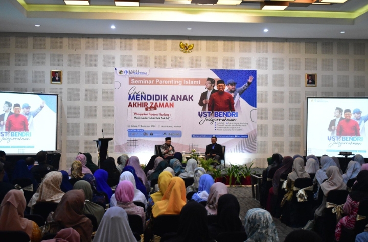 KSPPS BMT Bahtera Gelar Seminar Parenting Islami Bersama Ustad Ajo Bendri