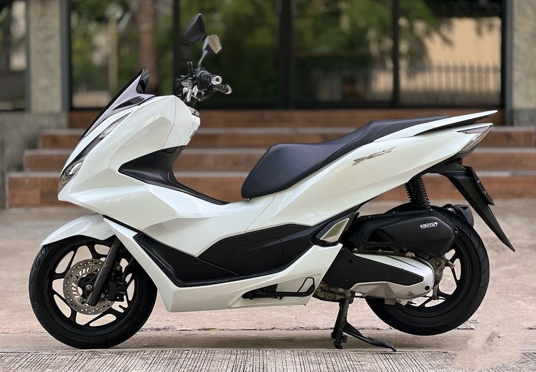 Pantas Banyak yang Suka Honda PCX 160 2024 Ternyata Memiliki Banyak Kelebihan Tersembunyi!