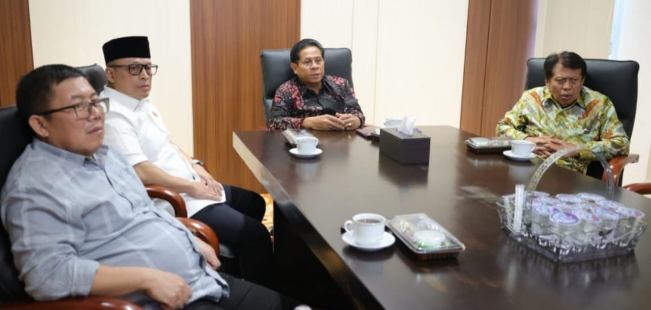 Aplikasi Digital Meningkatkan Kinerja Anggota Dewan