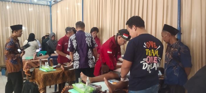 BAZNAS Kabupaten Pekalongan dan Klinik Medika Rahma Gelar Khitanan Massal