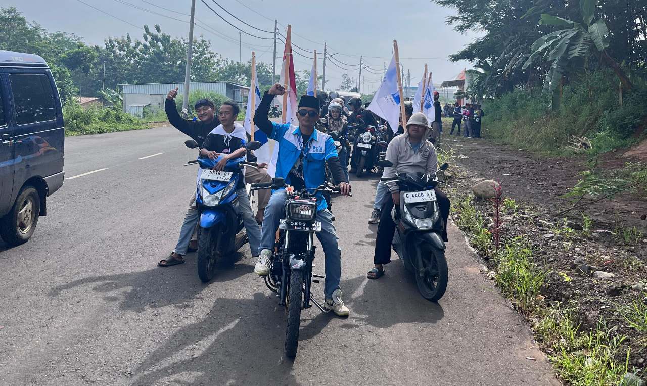 Ratusan Buruh PT HAI Kabupaten Pekalongan Desak Kenaikan Upah