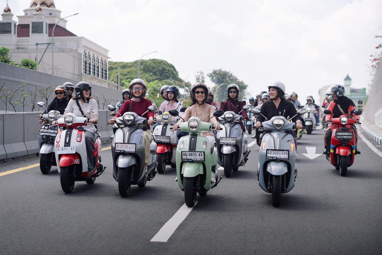 Kartini Ride Surakarta: Touring Yamaha Classy Tiga Generasi