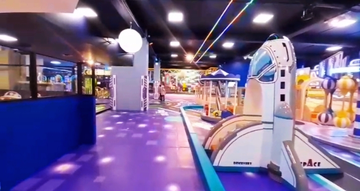 Disambut Antusias, Milkyverze Jadi Wahana  Bertema Luar Angkasa Terlengkap yang Hadir di Pekalongan 