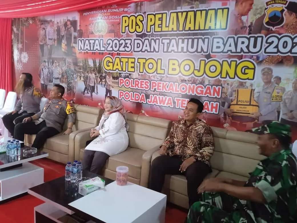 Sekda Kabupaten Pekalongan dan Forkopimda Cek Pospam Perayaan Natal dan Tahun Baru