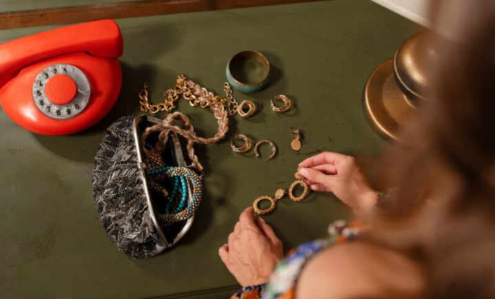 Ingin Perhiasanmu Tetap Kinclong? Ini Cara Membuat Perhiasan Emas agar Tetap Kinclong, Cukup Lakukan di Rumah