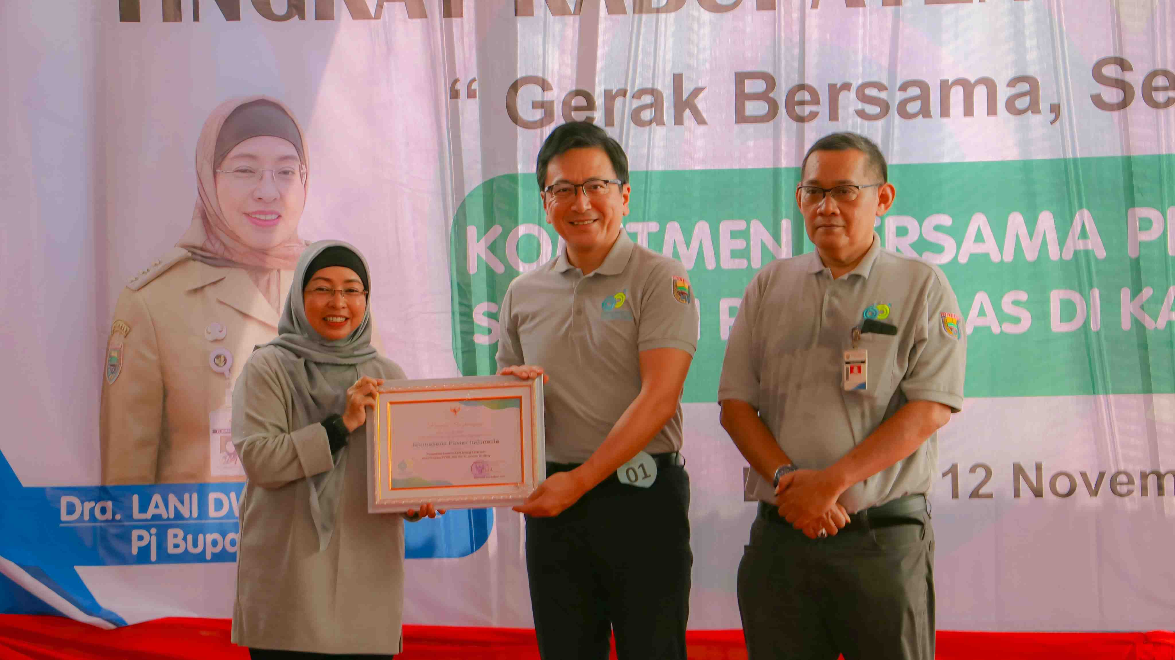 Peringatan Hari Kesehatan Nasional, PT BPI Raih Penghargaan CSR Kesehatan dari Pemkab Batang