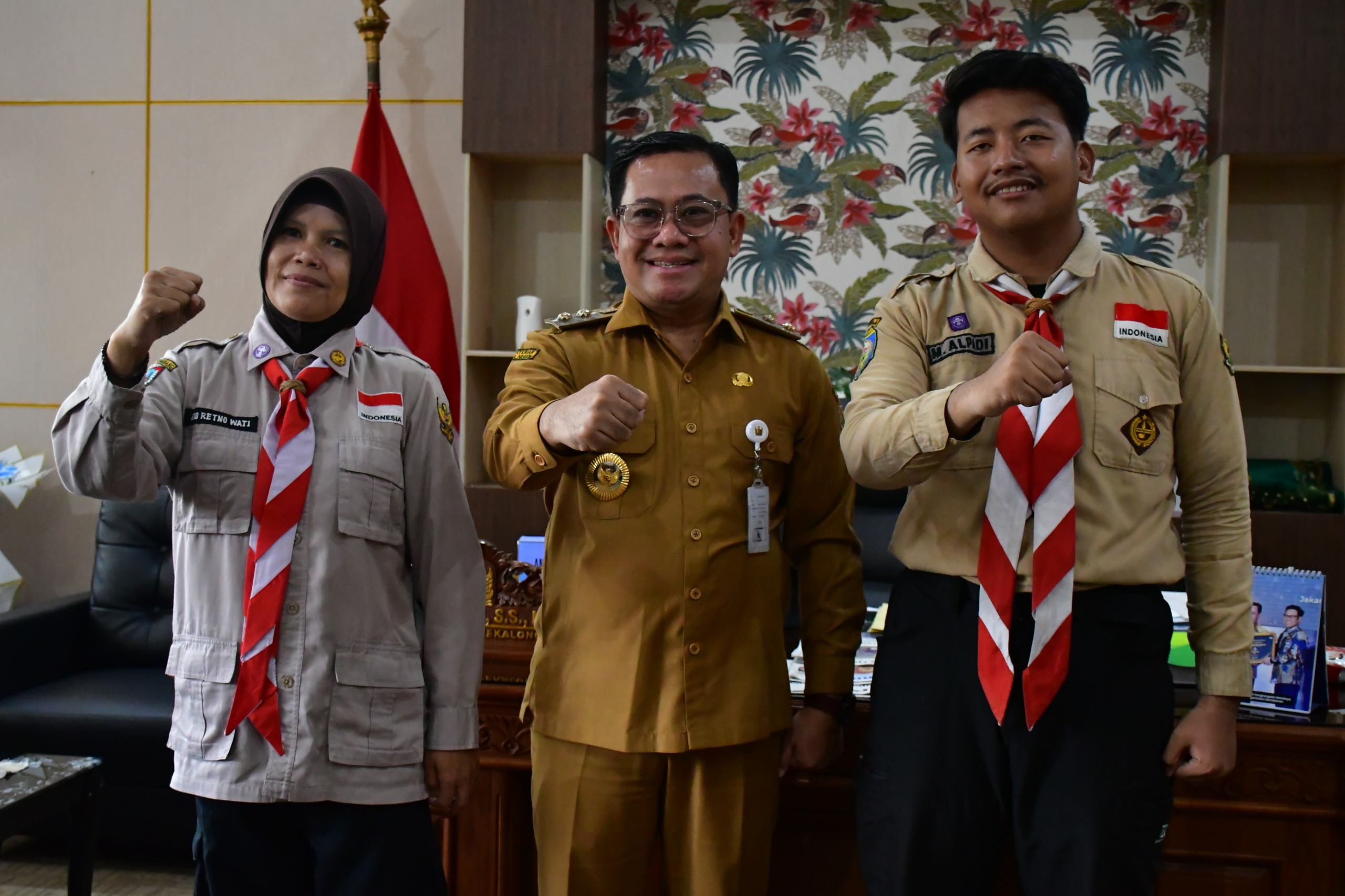 Plt Bupati Pekalongan Terima 2 Pramuka Tunarungu, Apresiasi Misi Jalan Kaki Kampanyekan Kepedulian Disabilitas