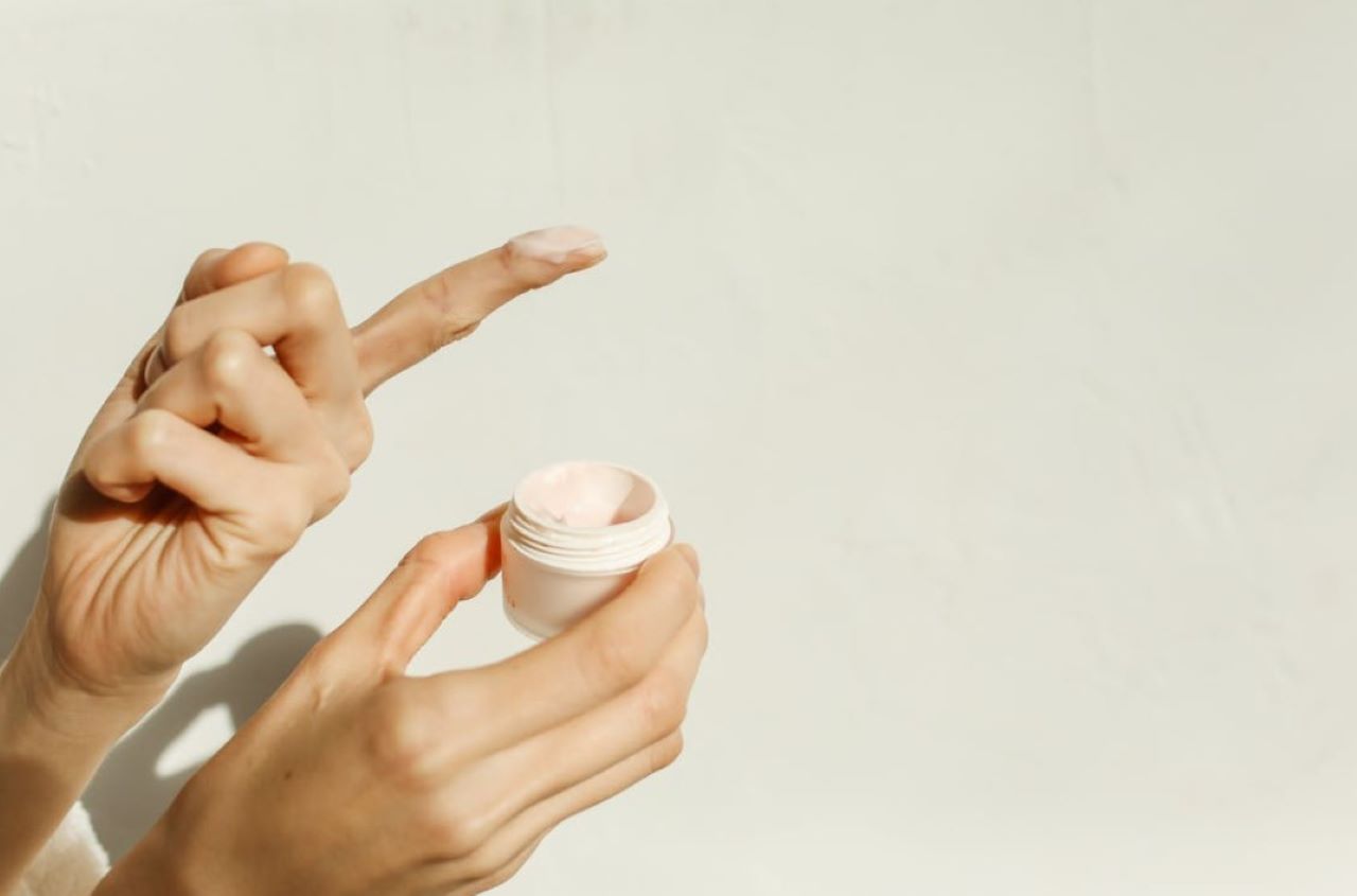 4 Moisturizer yang Bagus untuk Perawatan Sehari-Hari, Mana yang Cocok di Kulitmu?