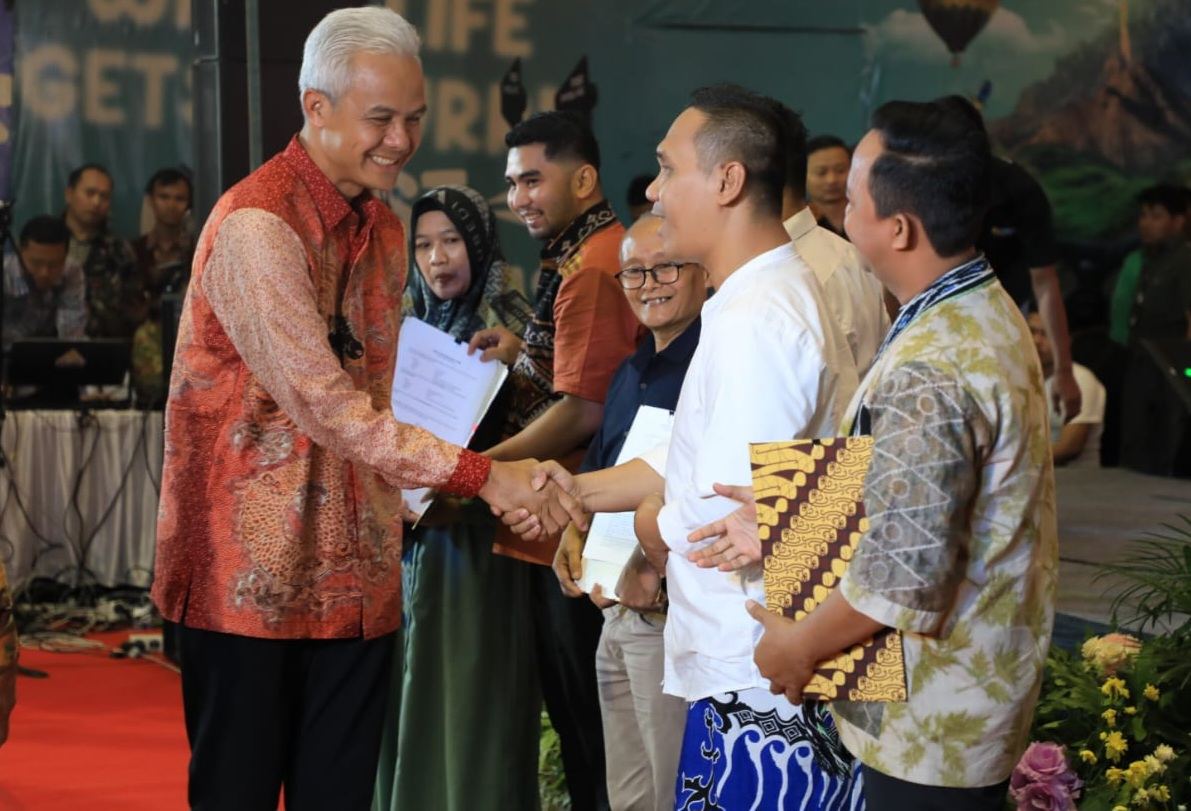 Lurik Ganjar hingga Nasi Megono Khas Pekalongan Laris Manis di Kalsel