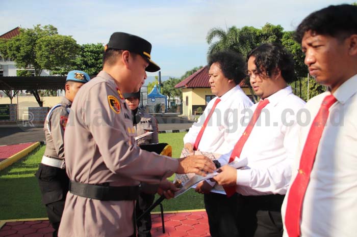 Ungkap Kasus Bahan Petasan, Anggota Polres Diganjar Penghargaan