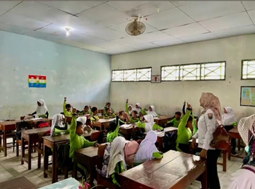 Konsumsi Jelly-jelly saat Jam Istirahat, 8 Siswa SDN Denasri Kulon 02 Keracunan