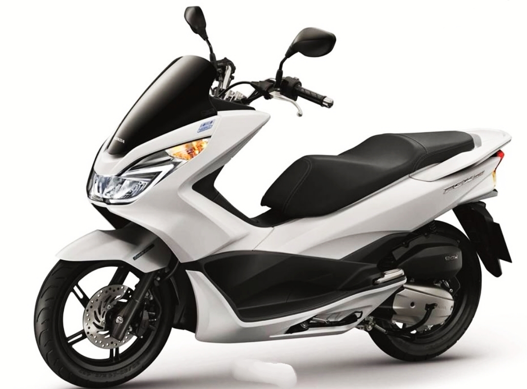 Benar-Benar Istimewa! Honda PCX 175 2024 Hadir Sebagai Skuter Matic Bongsor dengan Desain Elegan!