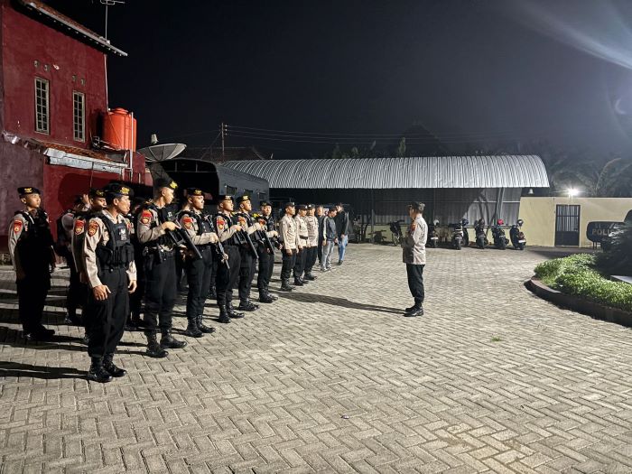 25 Polisi Amankan Malam Pengesahan Warga Tingkat I PSHT Parluh 16 Kabupaten Pekalongan