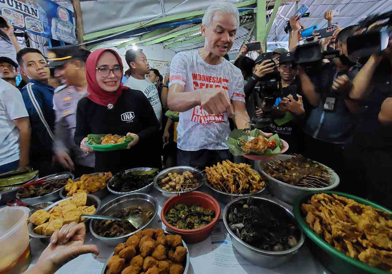 Gurihnya Nasi Jamblang dan Hangatnya Sambutan Warga Cirebon kepada Ganjar