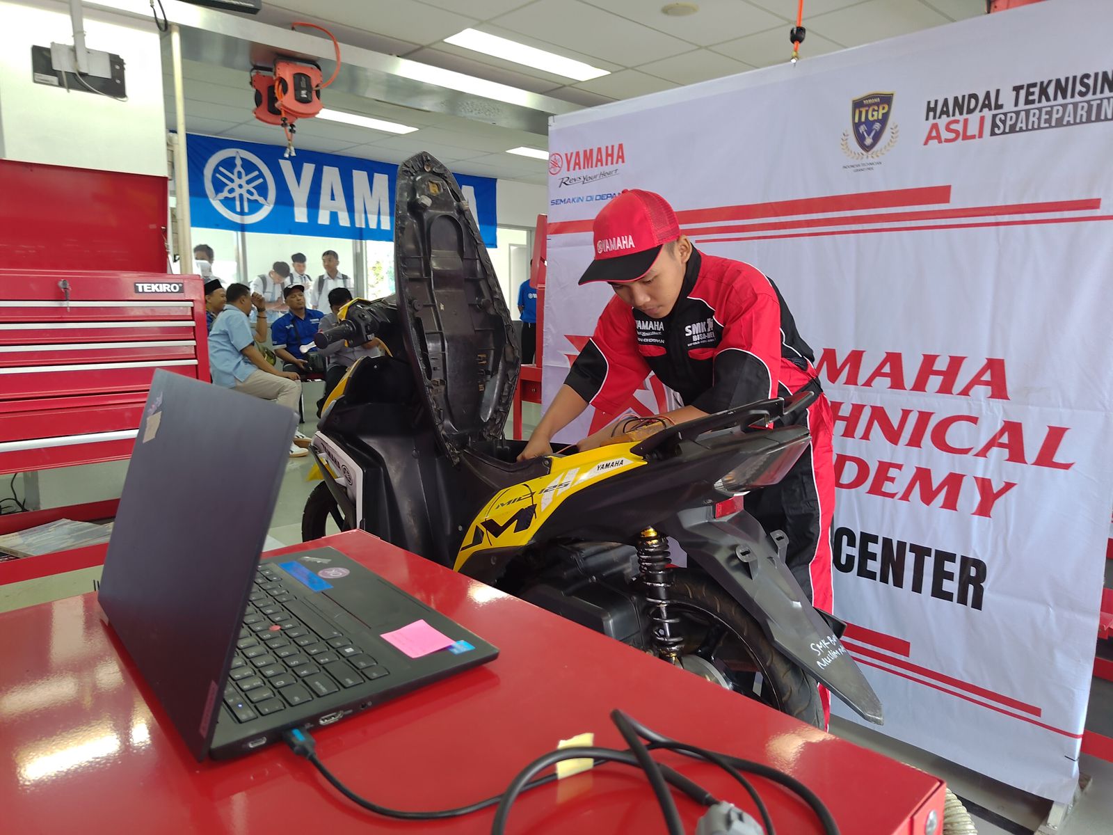 Yamaha SMK Skill Contest Regional DDS 3 : Ajang Tingkatkan Kualitas Siswa
