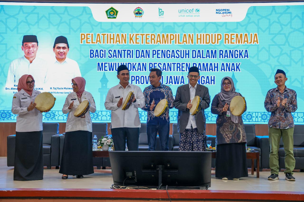 100 Hari Kinerja Luthfi-Yasin,  Buktikan Keberpihakan Kepada Pesantren