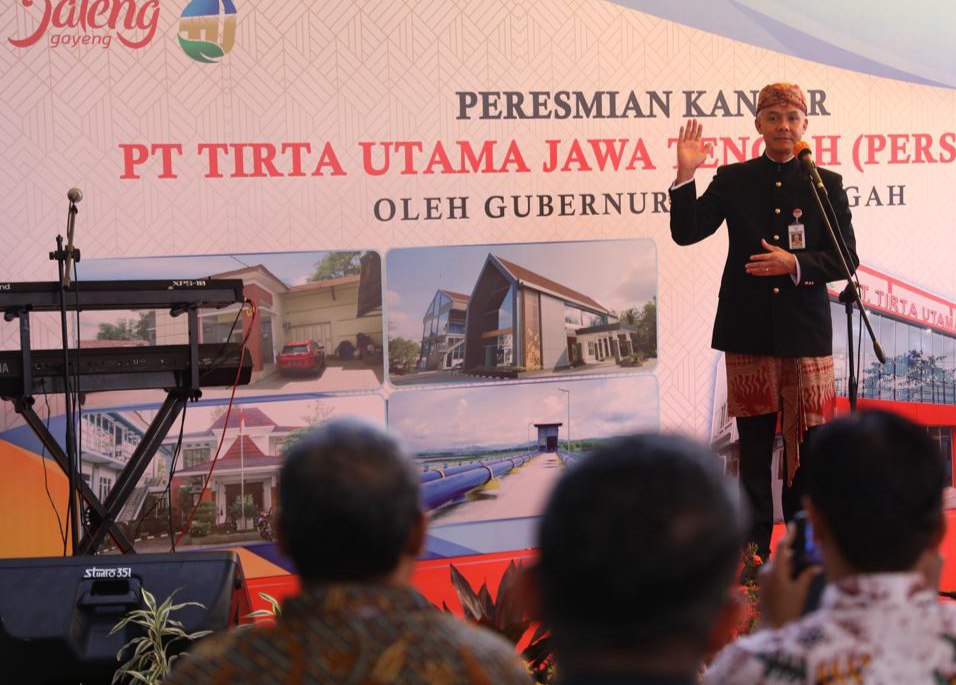 Kemarau, Ganjar Minta PT Tirta Utama Jawa Tengah Perluas Cakupan Suplai Air Bersih