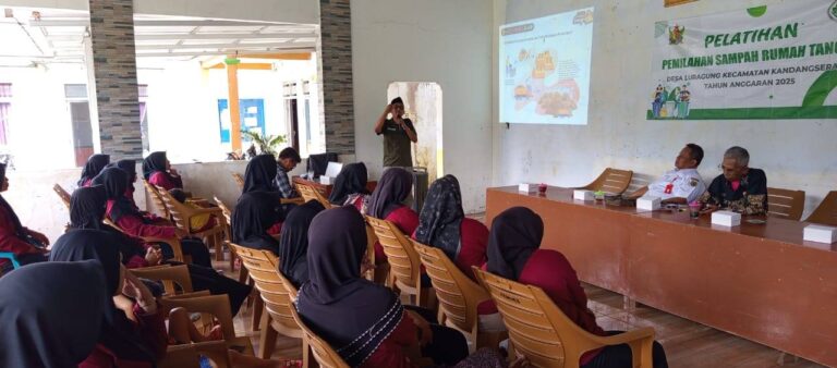Desa Luragung Ajak Warga Kelola Sampah Rumah Tangga, LPBINU NU Pekalongan Ajak Masyarakat Hijaukan Lingkungan