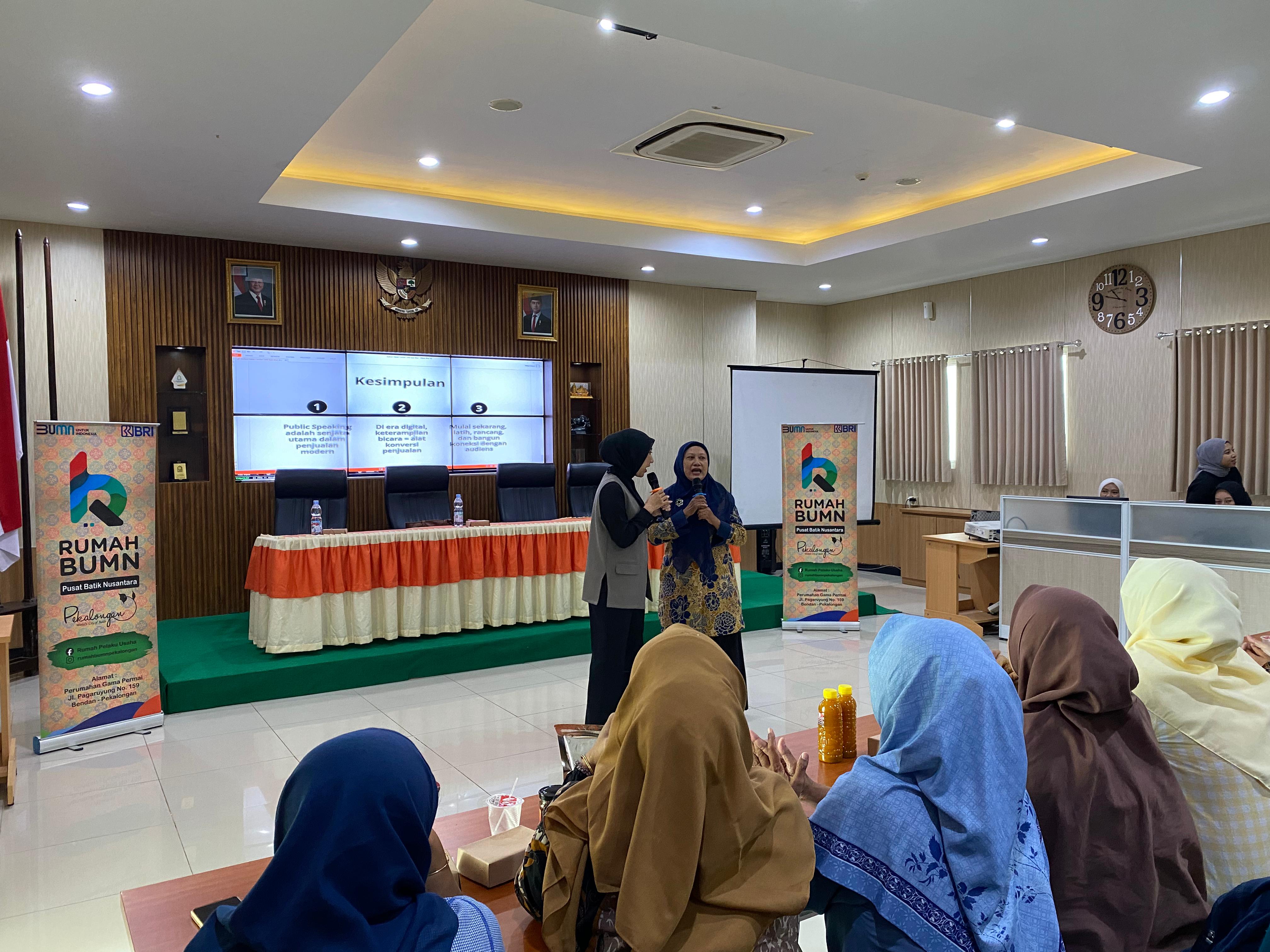 Upaya Tingkatkan Penjualan, Puluhan UMKM Diajak Rumah BUMN BRI Latihan Public Speaking