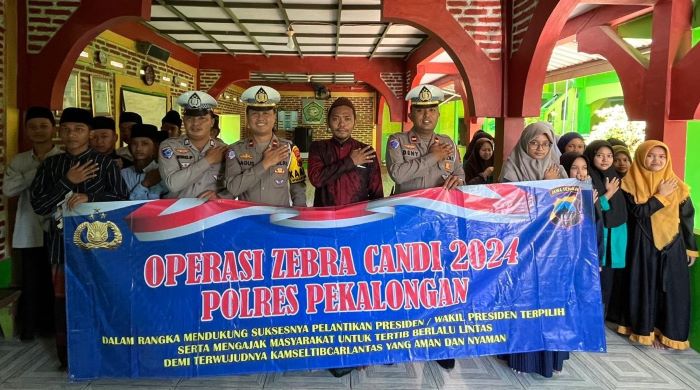 Sosialisasi Operasi Zebra Candi 2024, Satlantas Polres Pekalongan Sambangi Ponpes As-Syifa