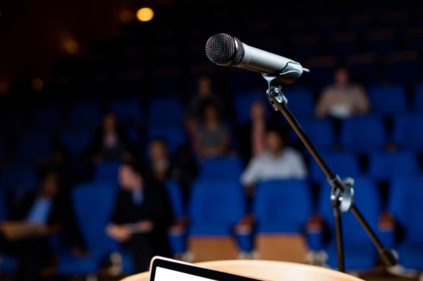 Mengungkap 5 Filosofi Komunikasi Luar Biasa ala Pakar Public Speaking Ongky Hojanto